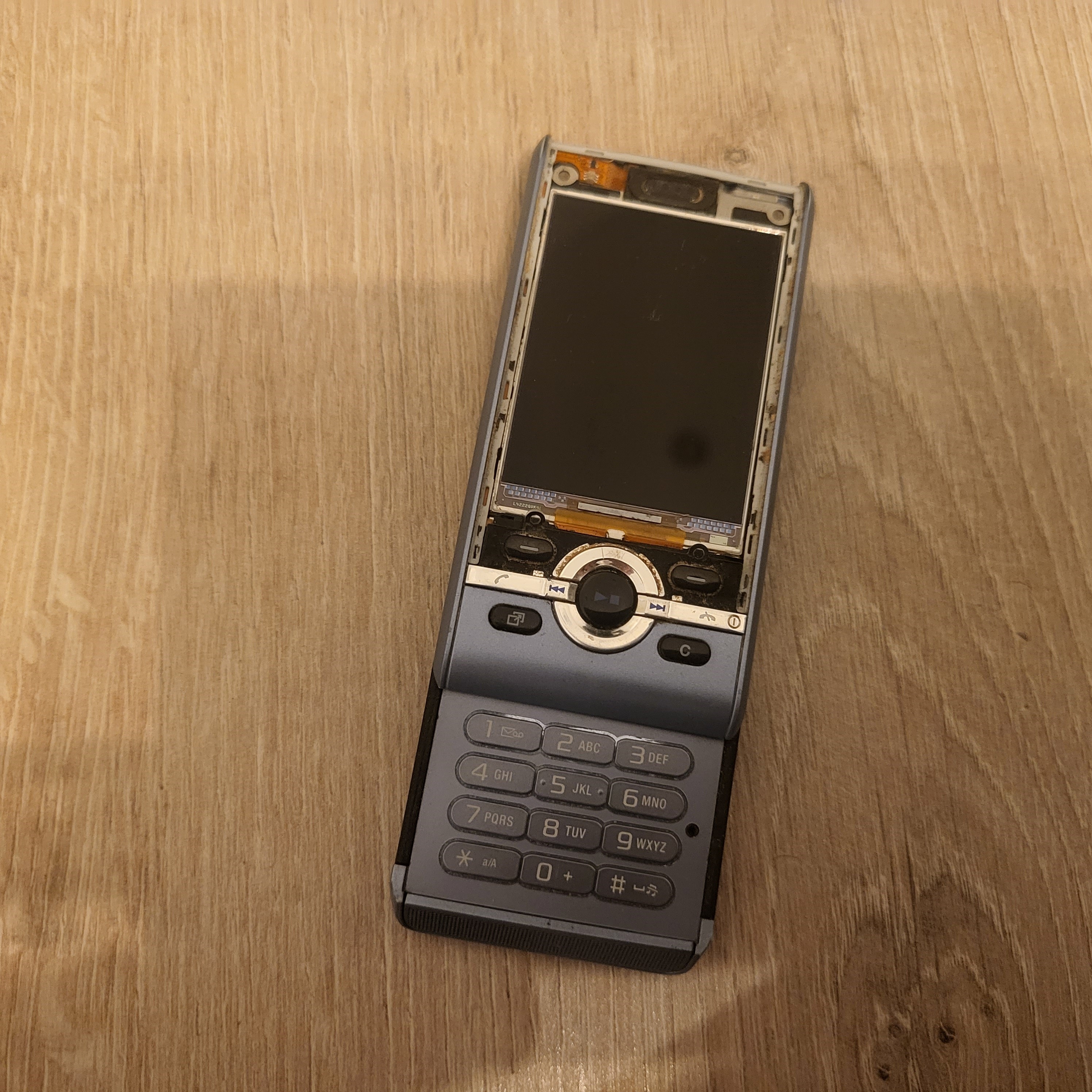 Sony Ericsson W595s